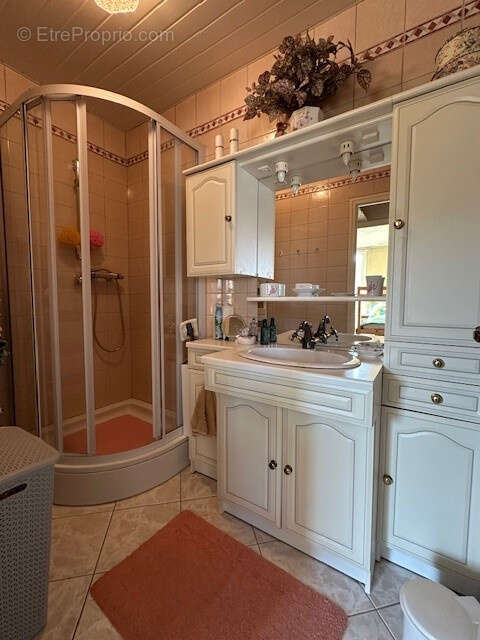 Maison à VAUX-LE-PENIL