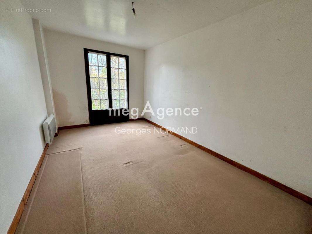 Maison à SAINT-OVIN