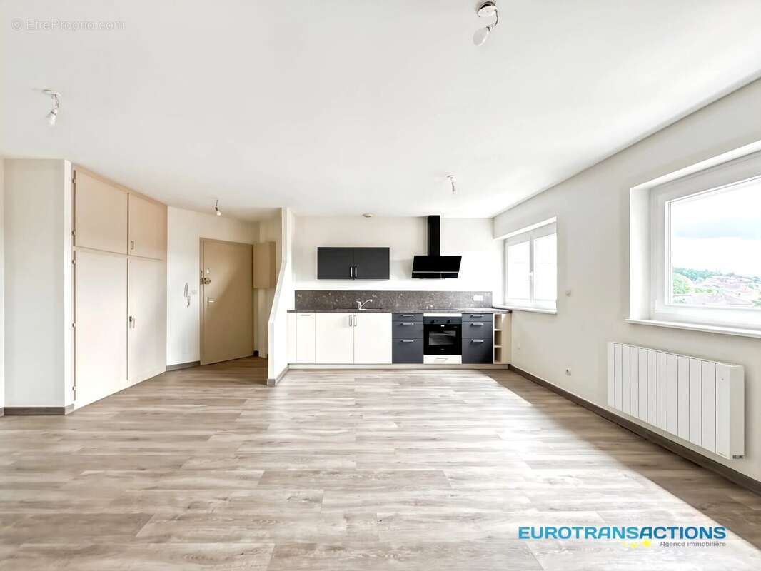Appartement à NIEDERMODERN
