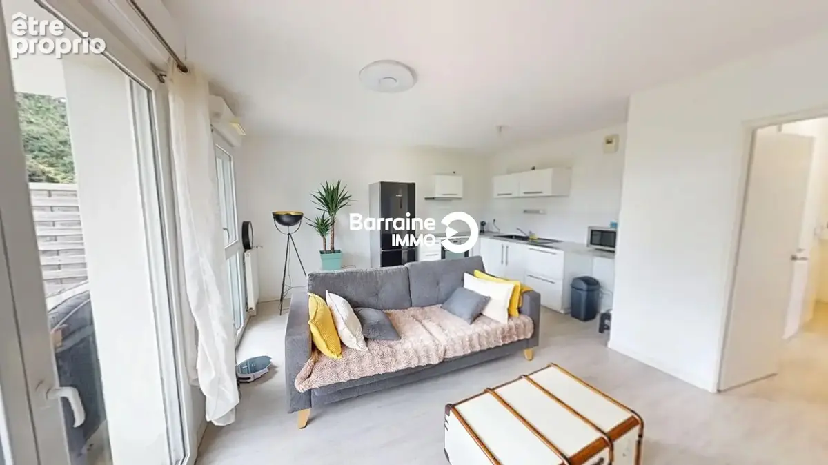 A vendre  le relecq-kerhuon   t3   residence recente   jardin   terrasse   parking - photo 2