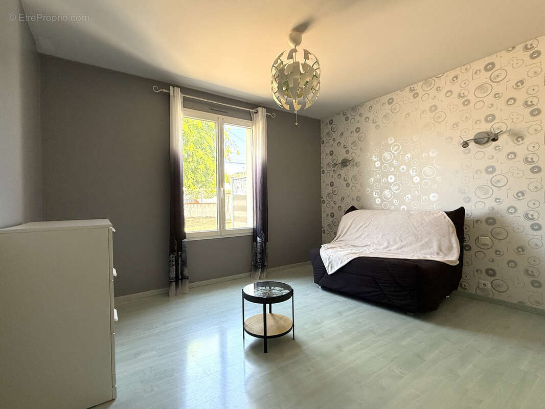 Mouzillon, centre-bourg - maison 5 chambres - grand sous-sol - jardin - photo 14