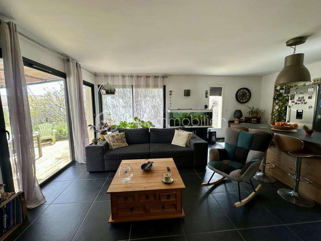 Maison à SAINT-ANDRE-DE-ROQUELONGUE