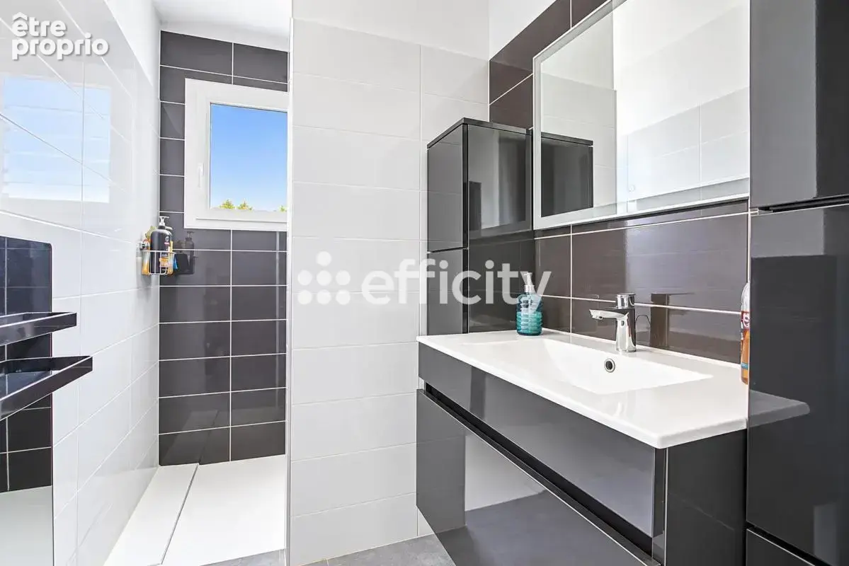 Maison 5 pièces 126 m² à vendre à Elne (66200) - photo 10