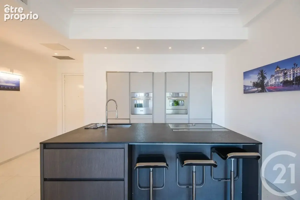 Appartement 68 m² à Nice  - photo 8