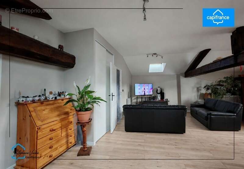 Appartement à LA FOUILLOUSE