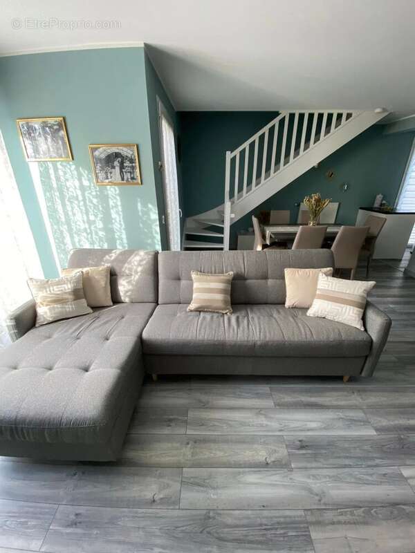 Appartement à VILLENEUVE-LE-ROI