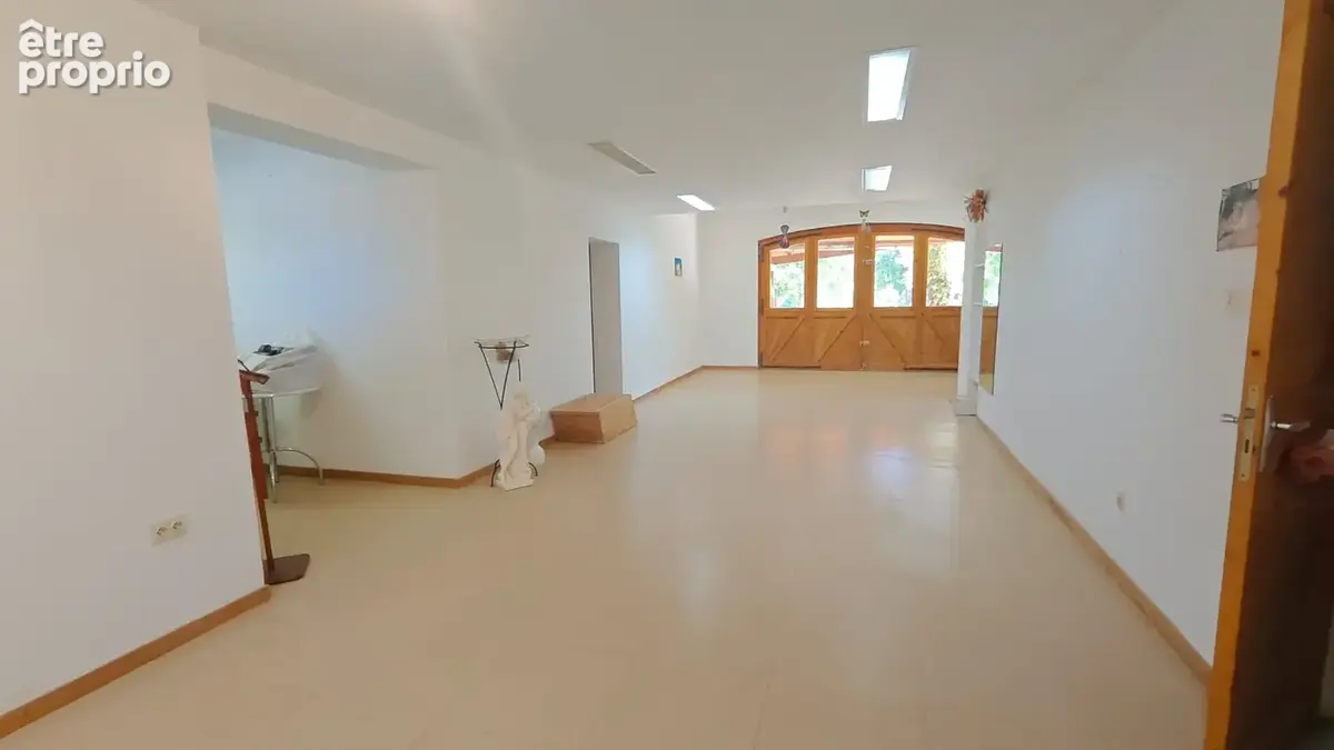 Propriété d’exception avec double habitation sur 2 hectares - photo 37
