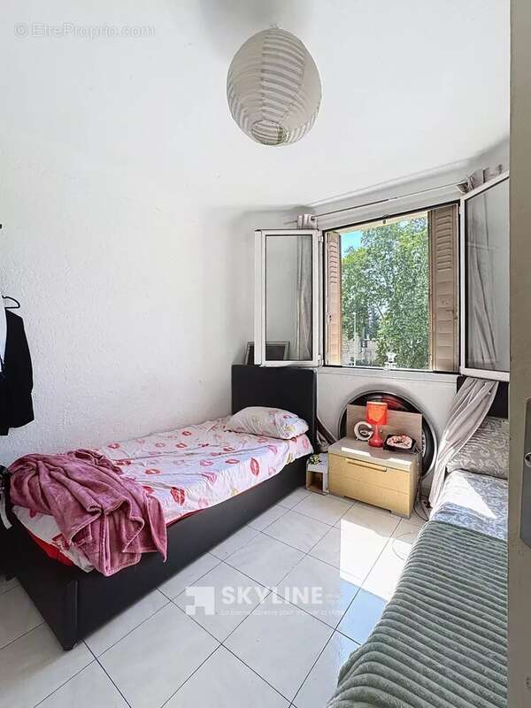 Appartement à MARSEILLE-9E