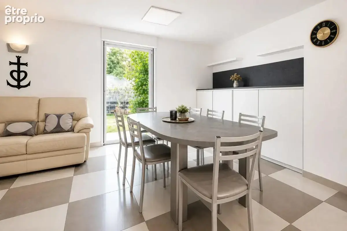 Maison de 5 pièces de 120,81  m² à Bourg-lès-Valence - photo 3