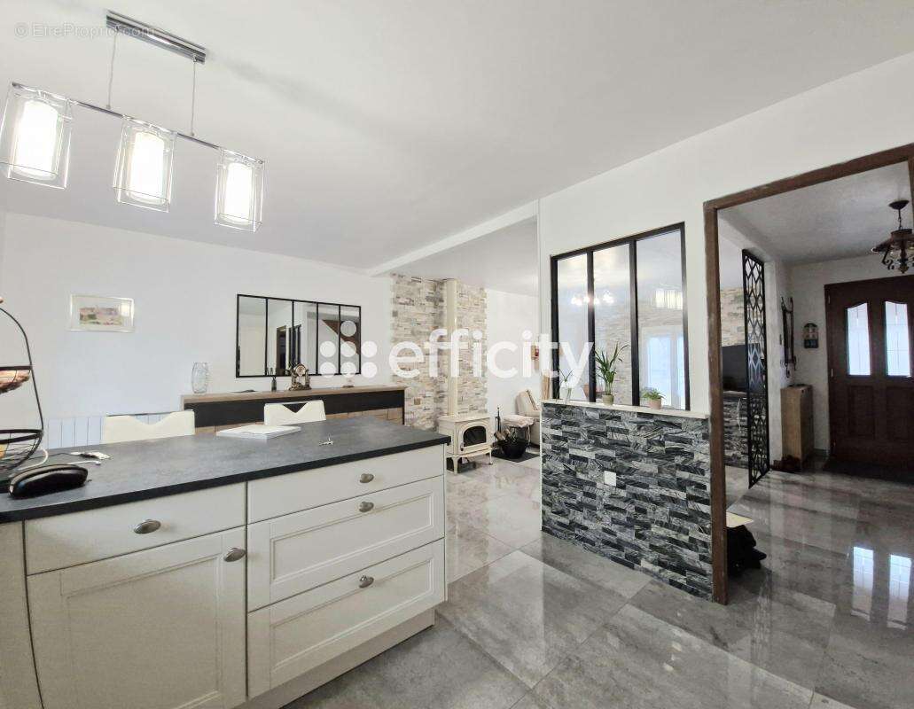 Maison à VILLEPARISIS