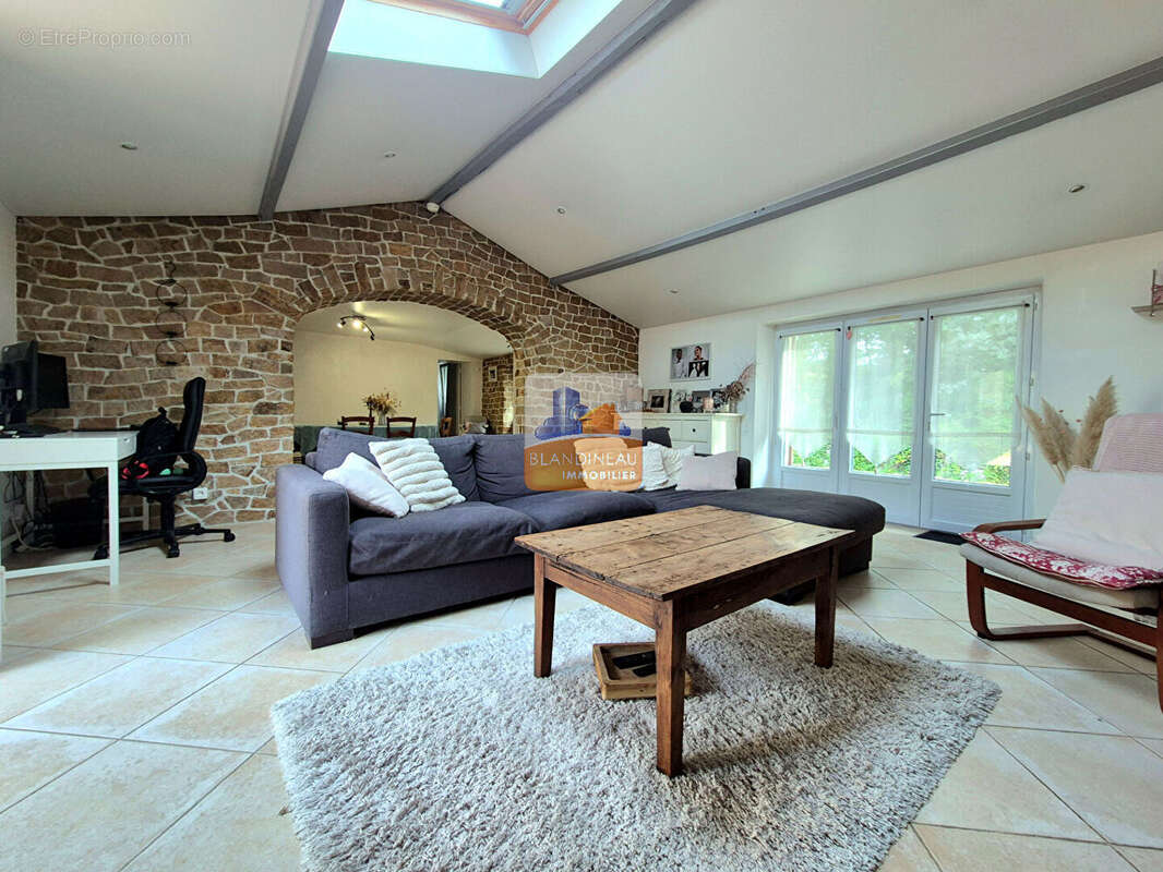 Maison à LA CHEVROLIERE