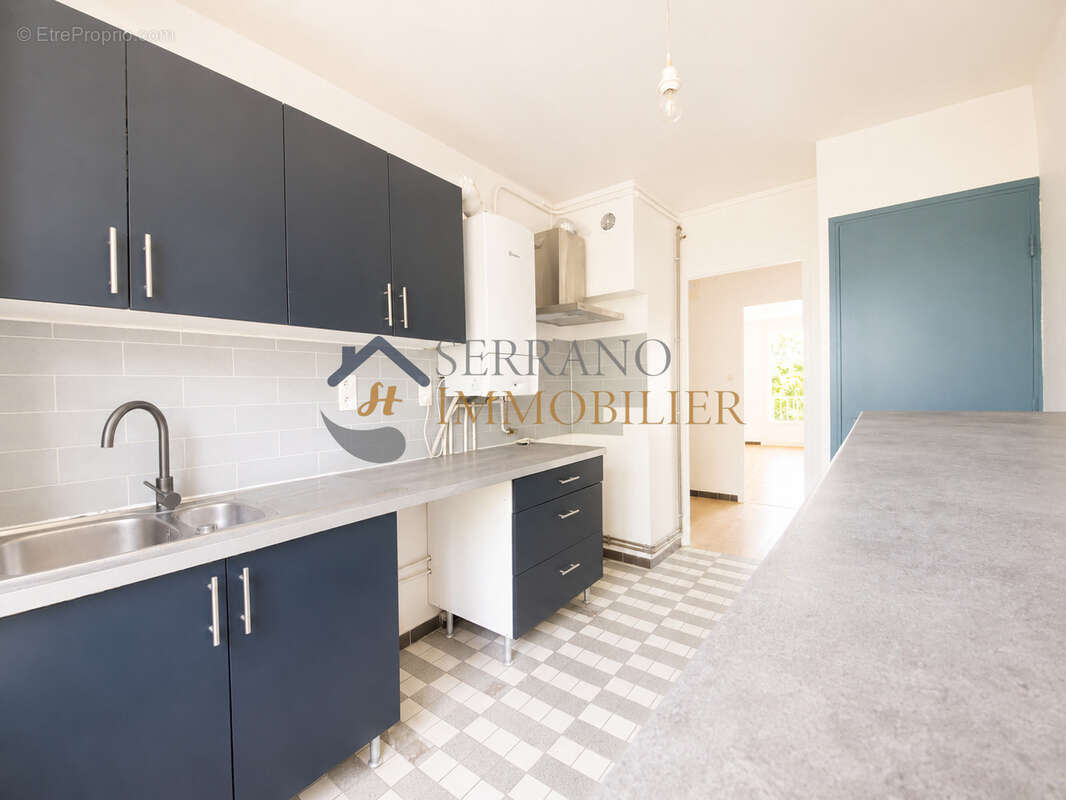Appartement T4 73 m2 avec balcon et cave - photo 6