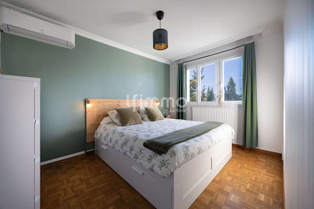 Appartement à MARSEILLE-12E