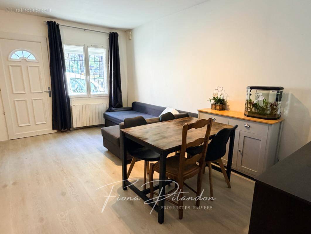 Appartement à PERTUIS