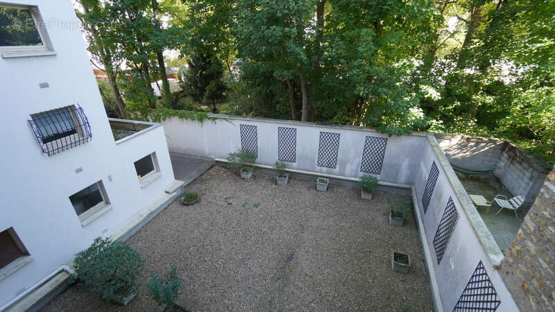 Appartement à ENGHIEN-LES-BAINS