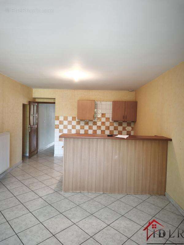 maison de type f6, 157 m2 sur un terrain de 533 m2 - photo 5