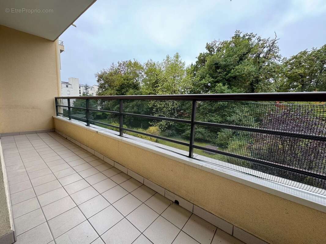 Appartement à LE PLESSIS-TREVISE