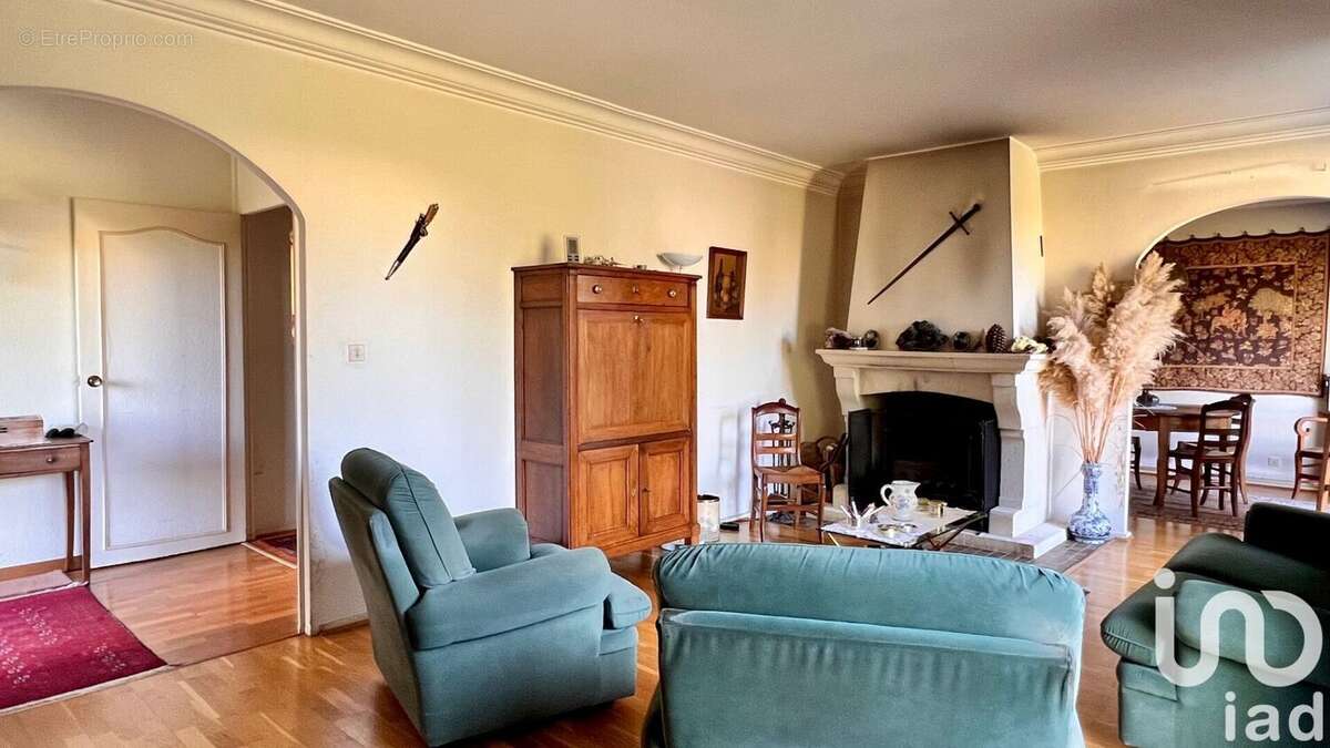 Photo 3 - Maison à VERT-SAINT-DENIS