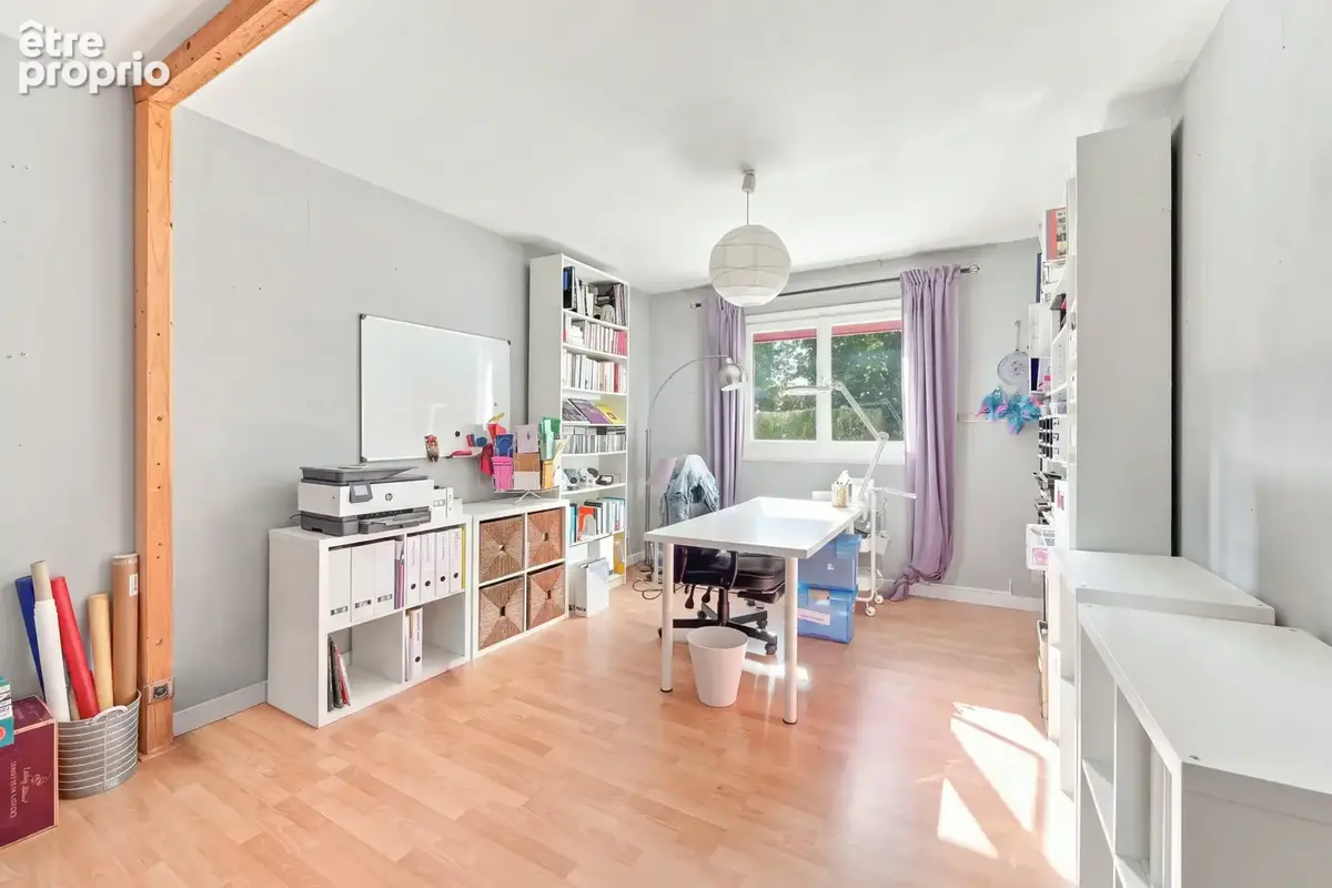 Maison à vendre 7 pièces SAINT GENIS POUILLY (01) - photo 8