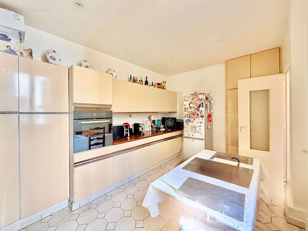 Appartement à IVRY-SUR-SEINE