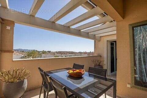 Appartement à SANARY-SUR-MER