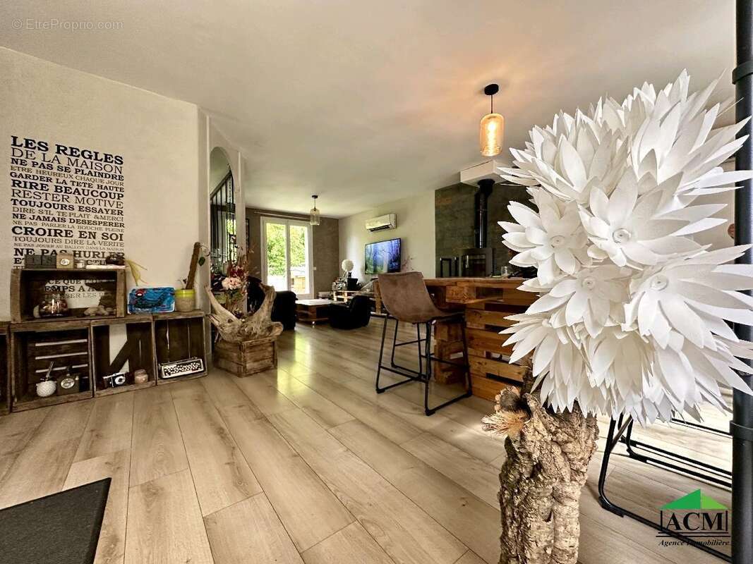 Maison à MERY-SUR-OISE