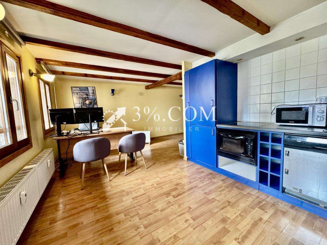 Commerce à HOCHFELDEN