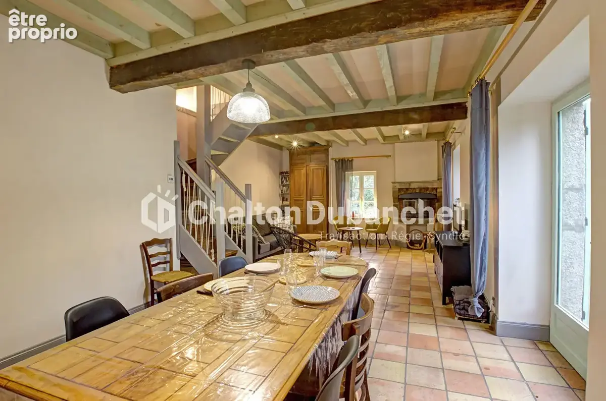 Maison 7 pièces 155 m² à vendre à Feurs (42110) - photo 3