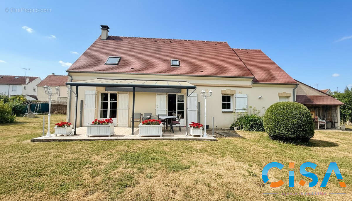 Maison 138 m² à Rieux  - photo 4