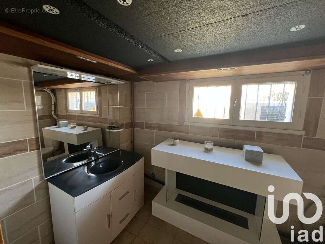 Photo 6 - Maison à SAINTRY-SUR-SEINE