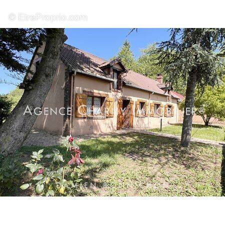Maison à SOMMECAISE