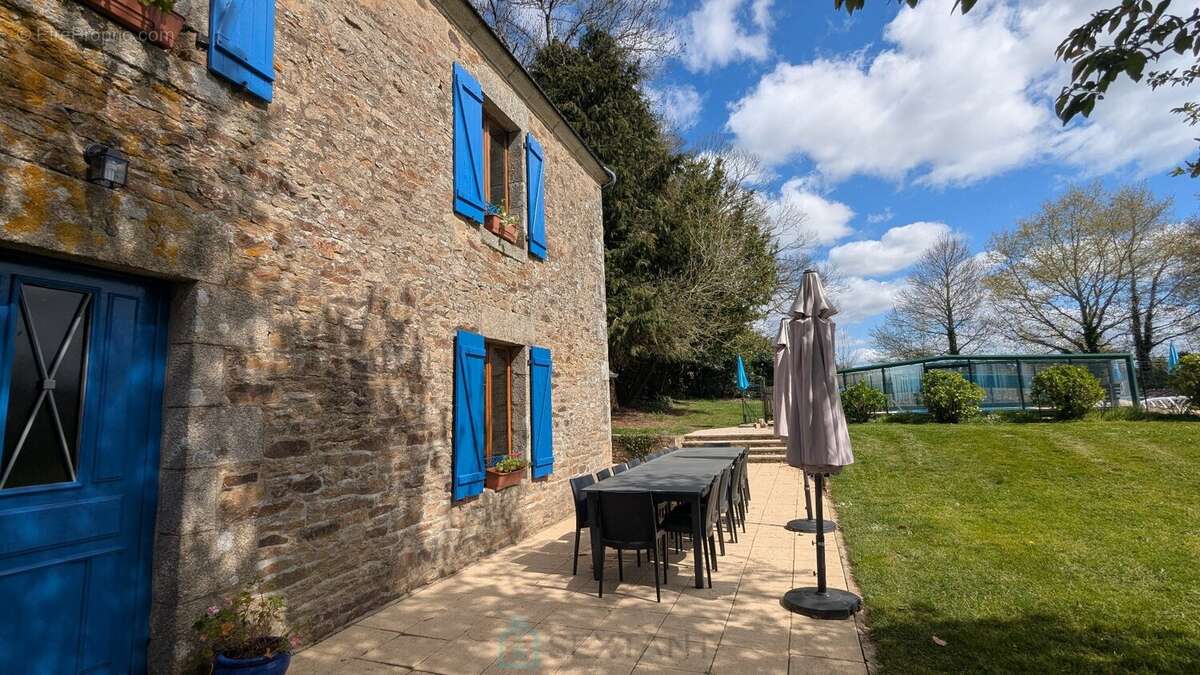 Grande maison en pierres de 265 m²  8 chambres  Fort potentiel d'accueil  Idéal gîte ou grande famille - photo 5