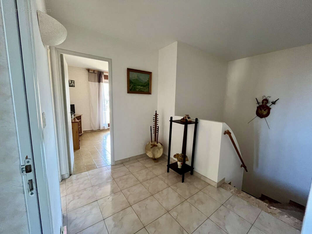 Maison à SIX-FOURS-LES-PLAGES