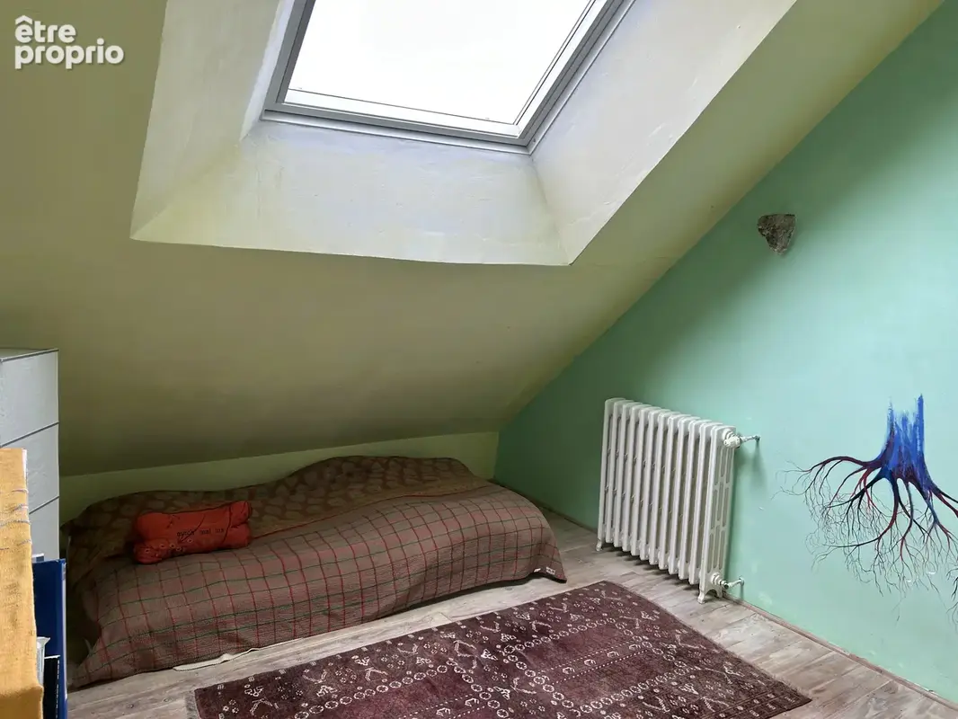 Grande maison familiale avec de nombreuses dépendances et un fort potentiel commercial - photo 4