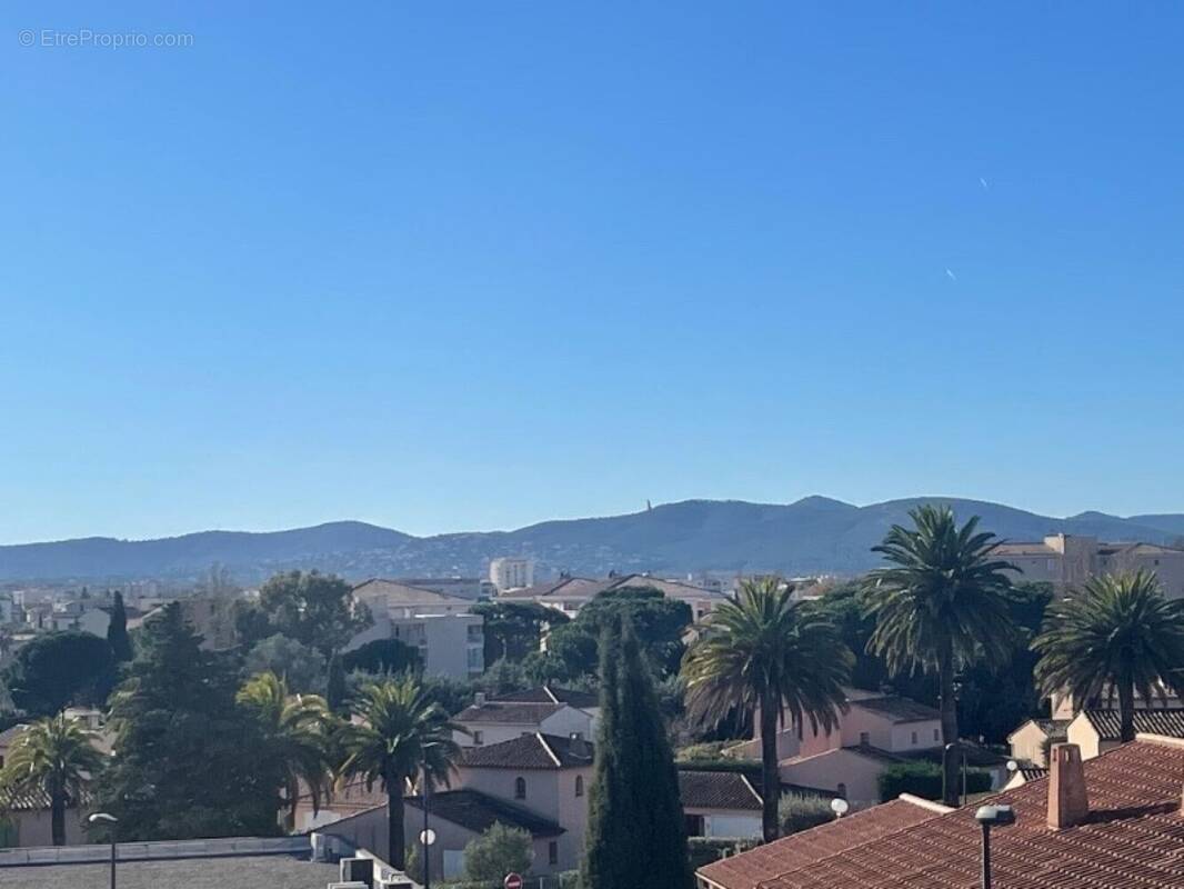 Photo 1 - Appartement à FREJUS