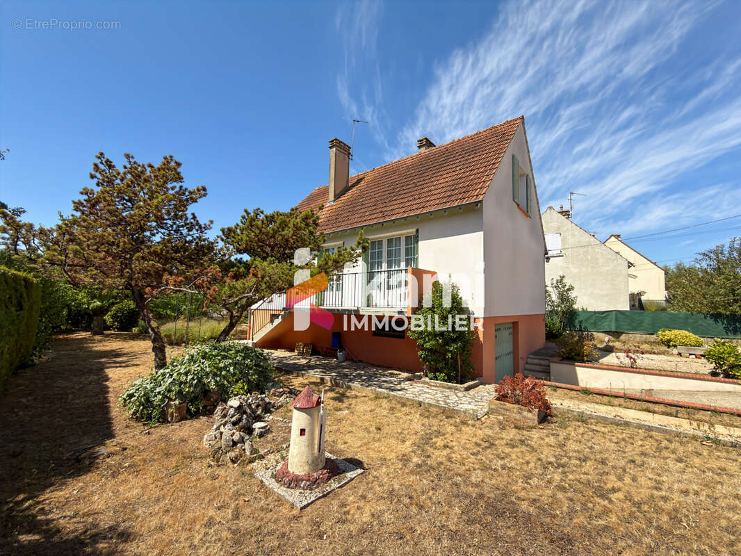 Maison 6 pièces de 100 m2 à St Clément - photo 18