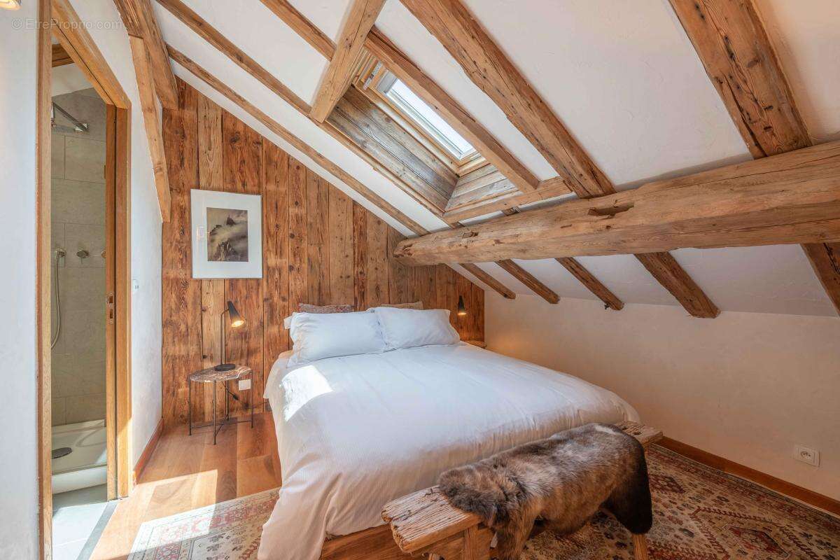 Rare appartement duplex au cœur d’Argentière avec vue panoramique sur le massif du Mont-Blanc - photo 7