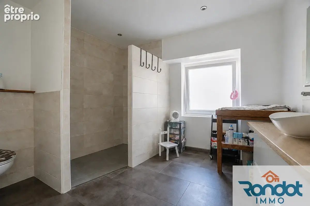 Maison 6 pièces / 3 chambres / 185 m2 / 1161 m2 terrain - photo 3