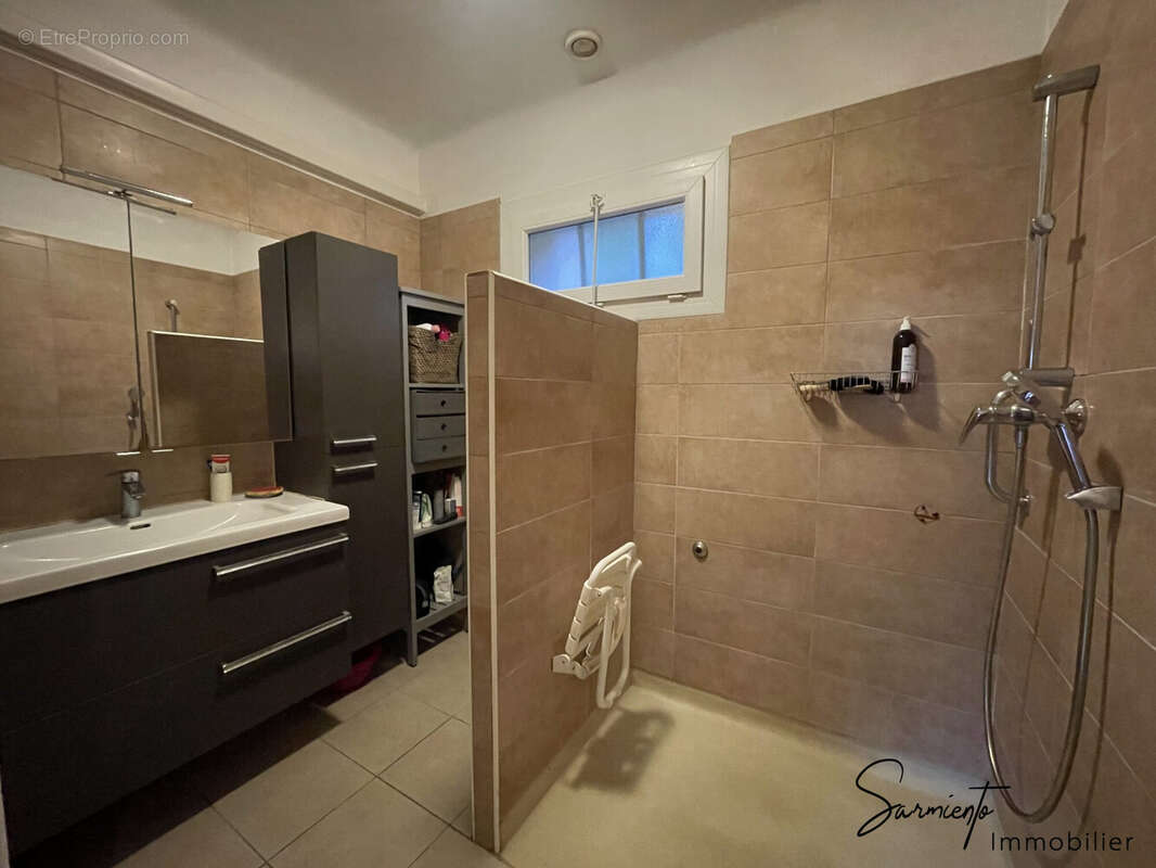 Maison à BELLEGARDE