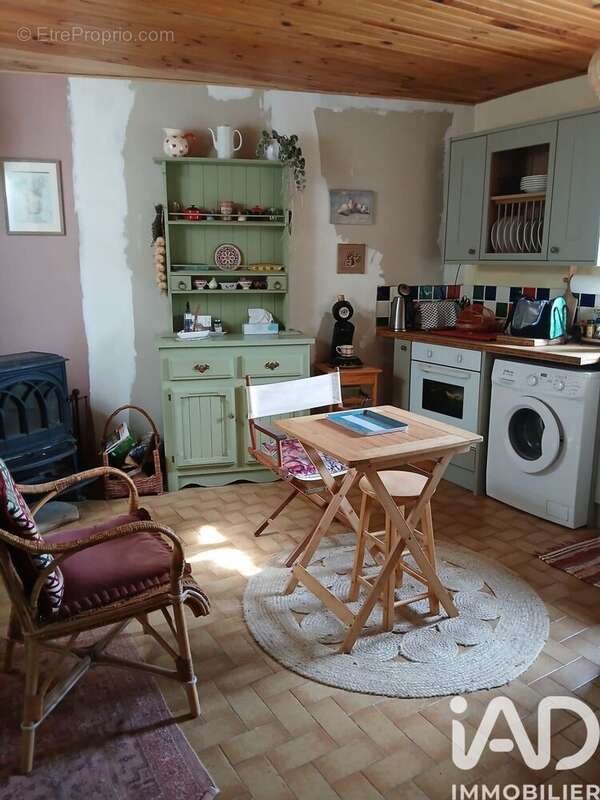 Maison 74 m² à Belvianes-Et-Cavirac  - photo 6