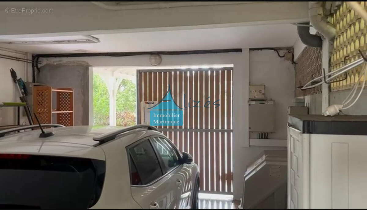 Maison à LE LAMENTIN