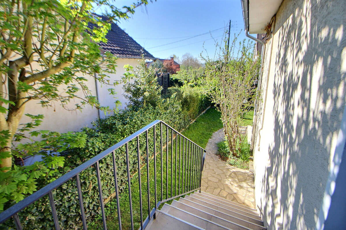 Maison Triel Sur Seine 4 pièce(s) 84.91 m2 - photo 11