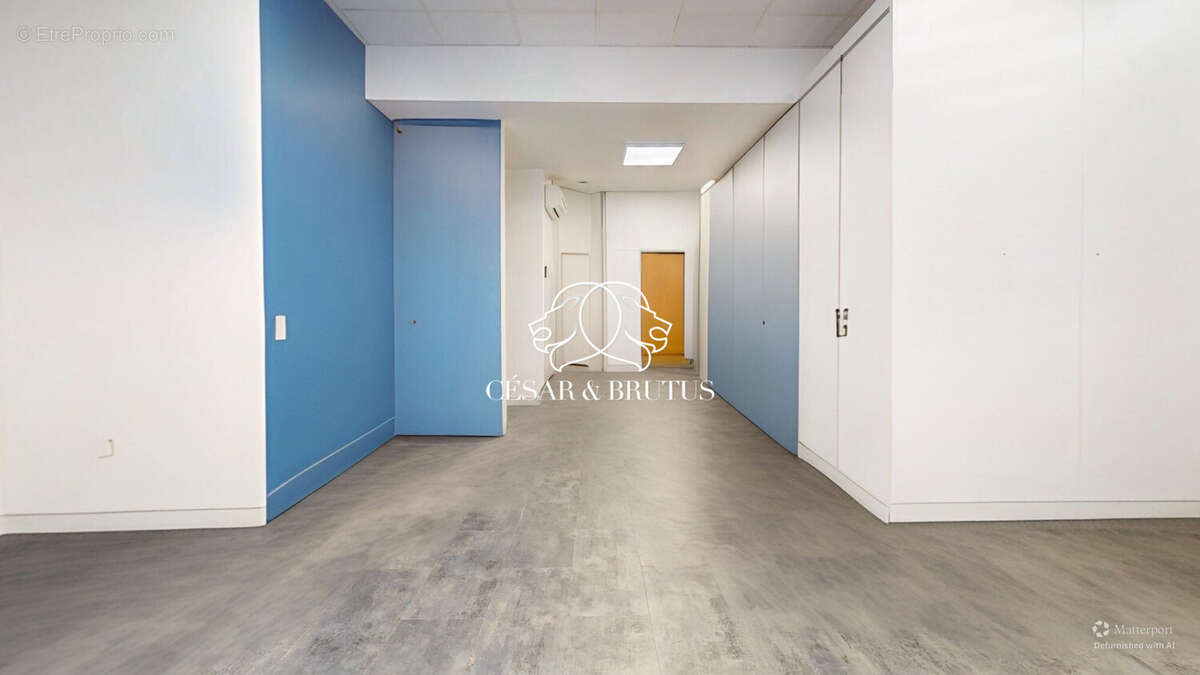 Commerce 134 m² à vendre à Villeurbanne (69100) - photo 2