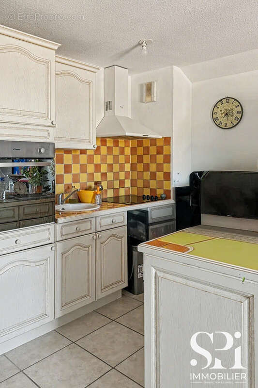 Appartement à PIERREFEU-DU-VAR