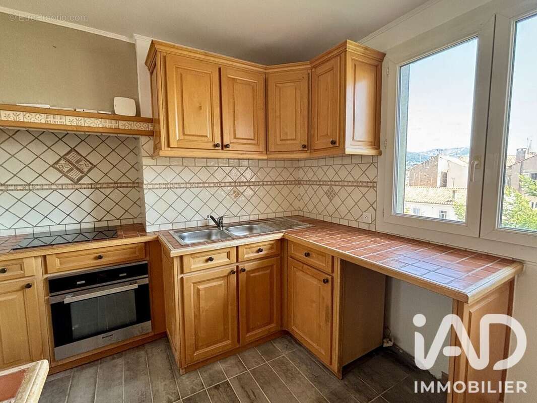 Appartement 81 m² à Toulon  - photo 3