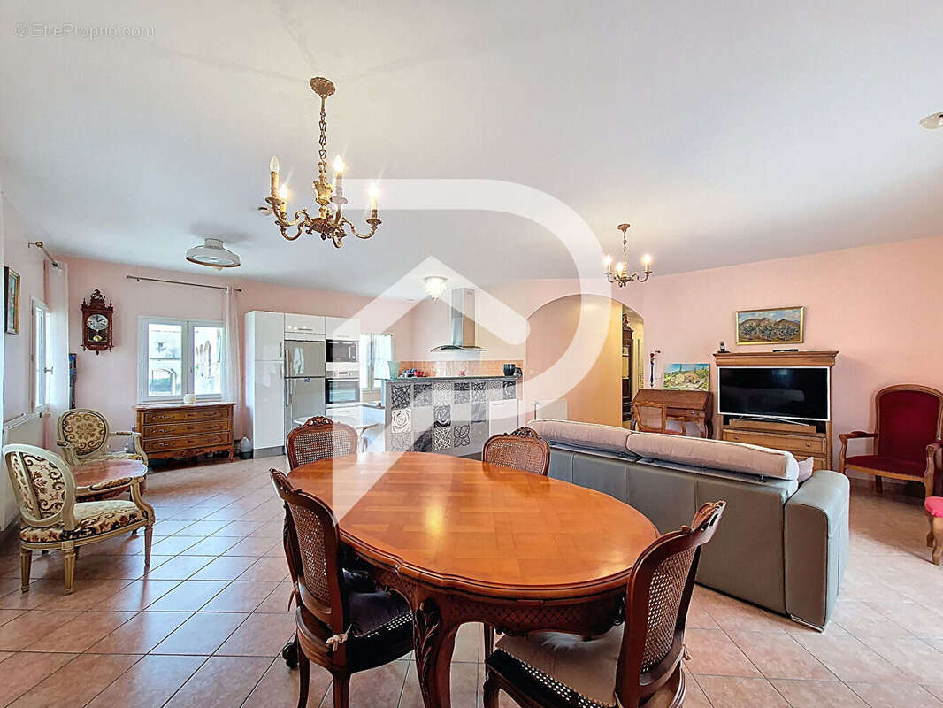 Appartement à MONTELIMAR