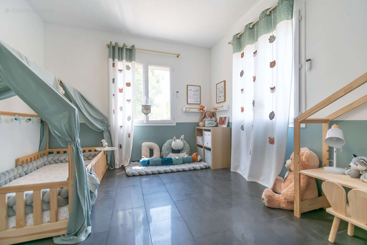 Villa avec vue panoramique sur le château de La Verdière - photo 13
