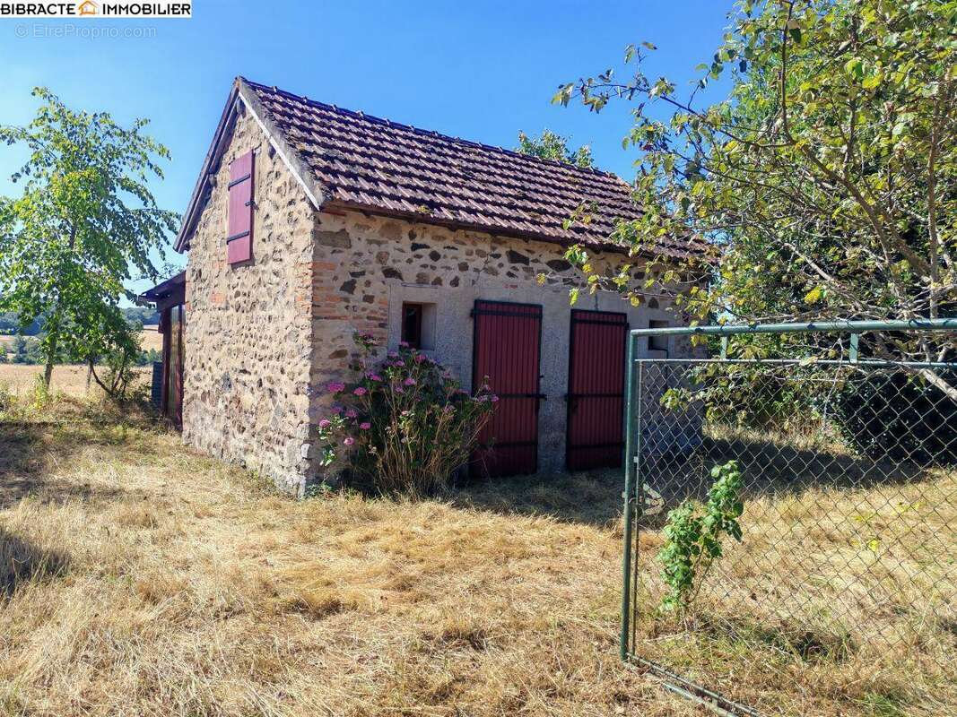 Maison à SAVIGNY-POIL-FOL