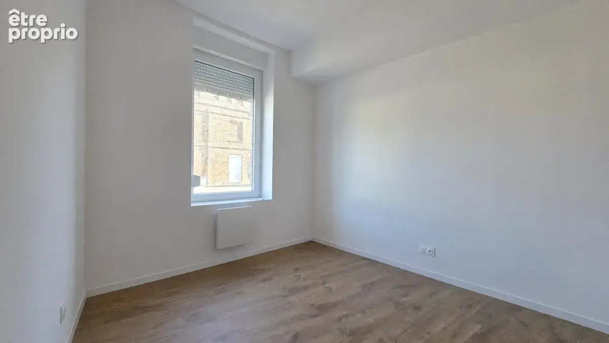 Immeuble comprenant deux logements rénovés situé à Fourmies - photo 11