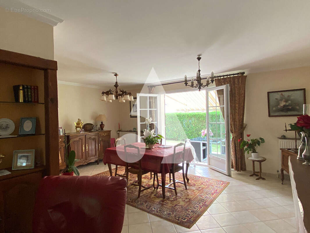 Maison à FRANCONVILLE